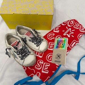 Golden Goose Kids Superstar Holographic star sneakers size 5 toddler (21 euro)